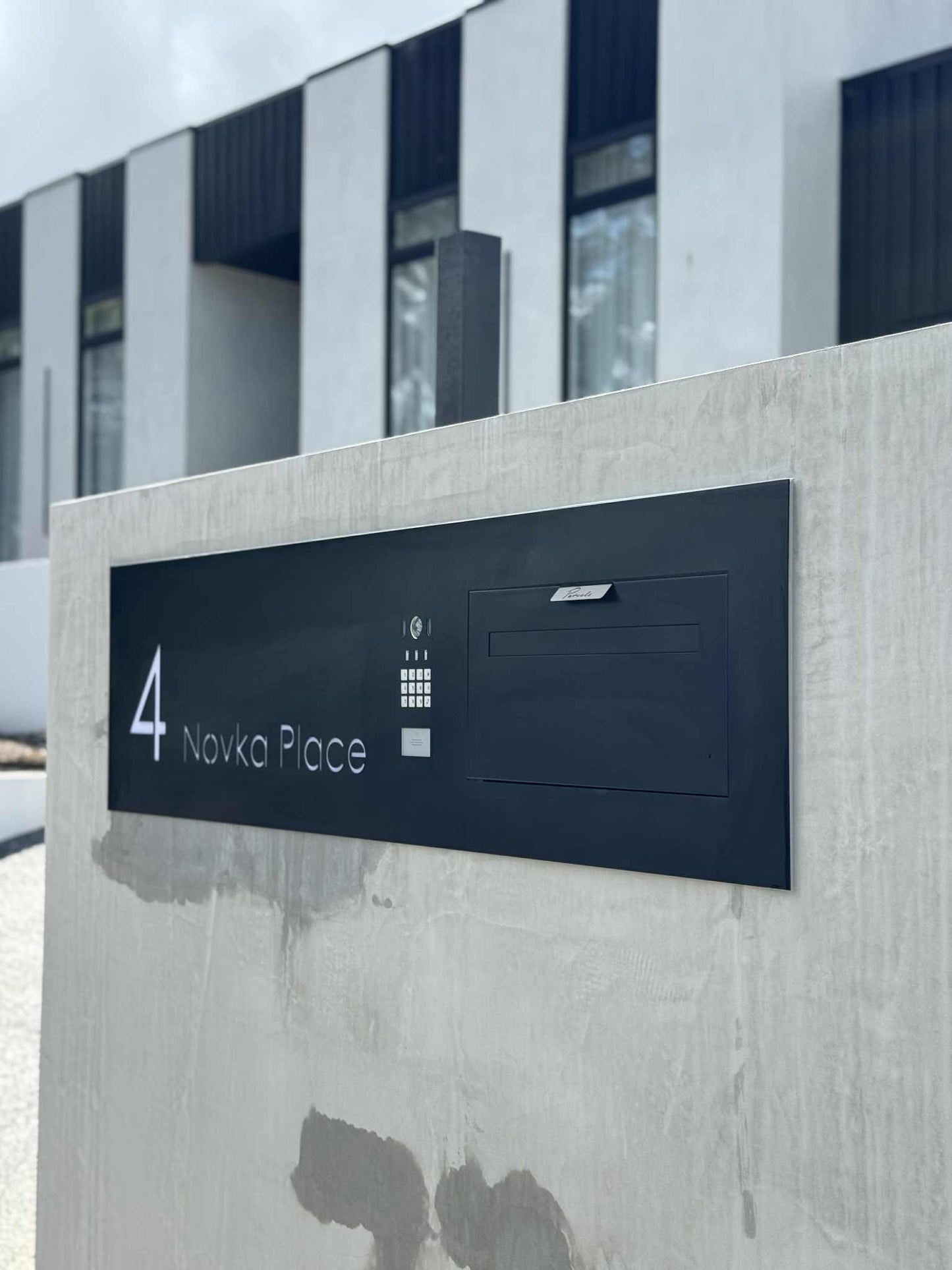 Boujee Horizon Parcel